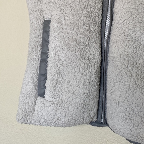 Patagonia reversible Los Gatos vest grey small - Picture 2 of 4